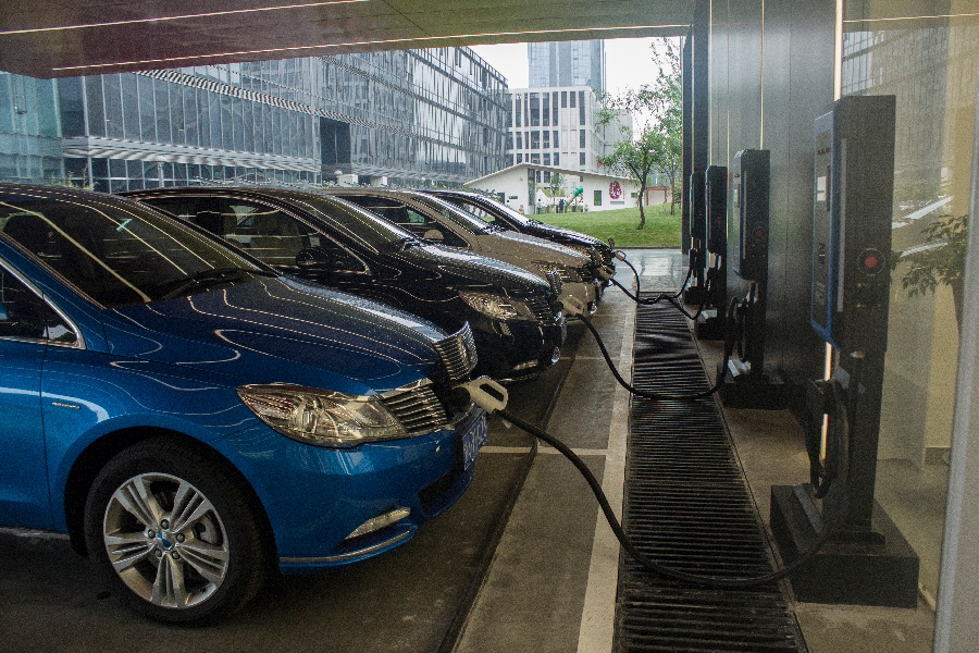Integrierte Photovoltaik, Speicherung und Ladung: Eine intelligente Energielösung zur Bewältigung der Ladungsherausforderungen im Zeitalter der Elektrofahrzeuge